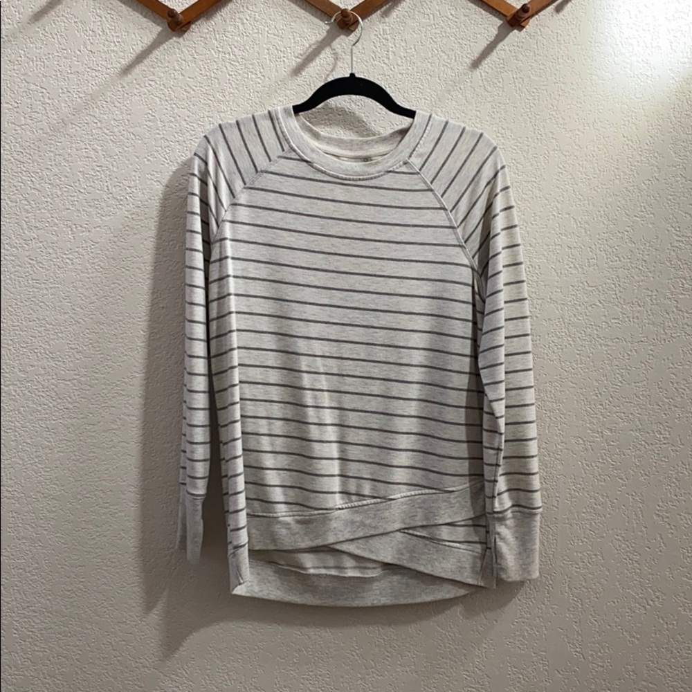 Gray striped long sleeve tunic